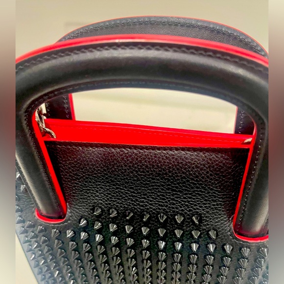 Christian Louboutin Versatile Purse. NWOT’s! Pristine condition. - Picture 5 of 7